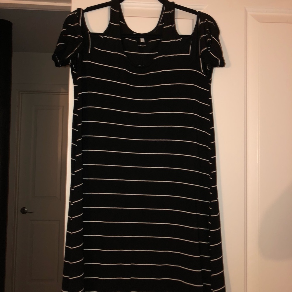 Short dress